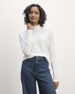 The Air Turtleneck | White